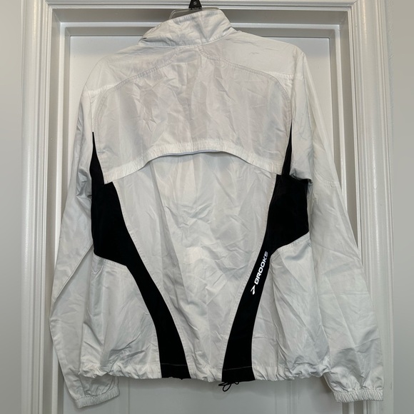 Brooks Windbreaker Athletic Jacket Full zip colors black and white Sz large - Picture 3 of 9